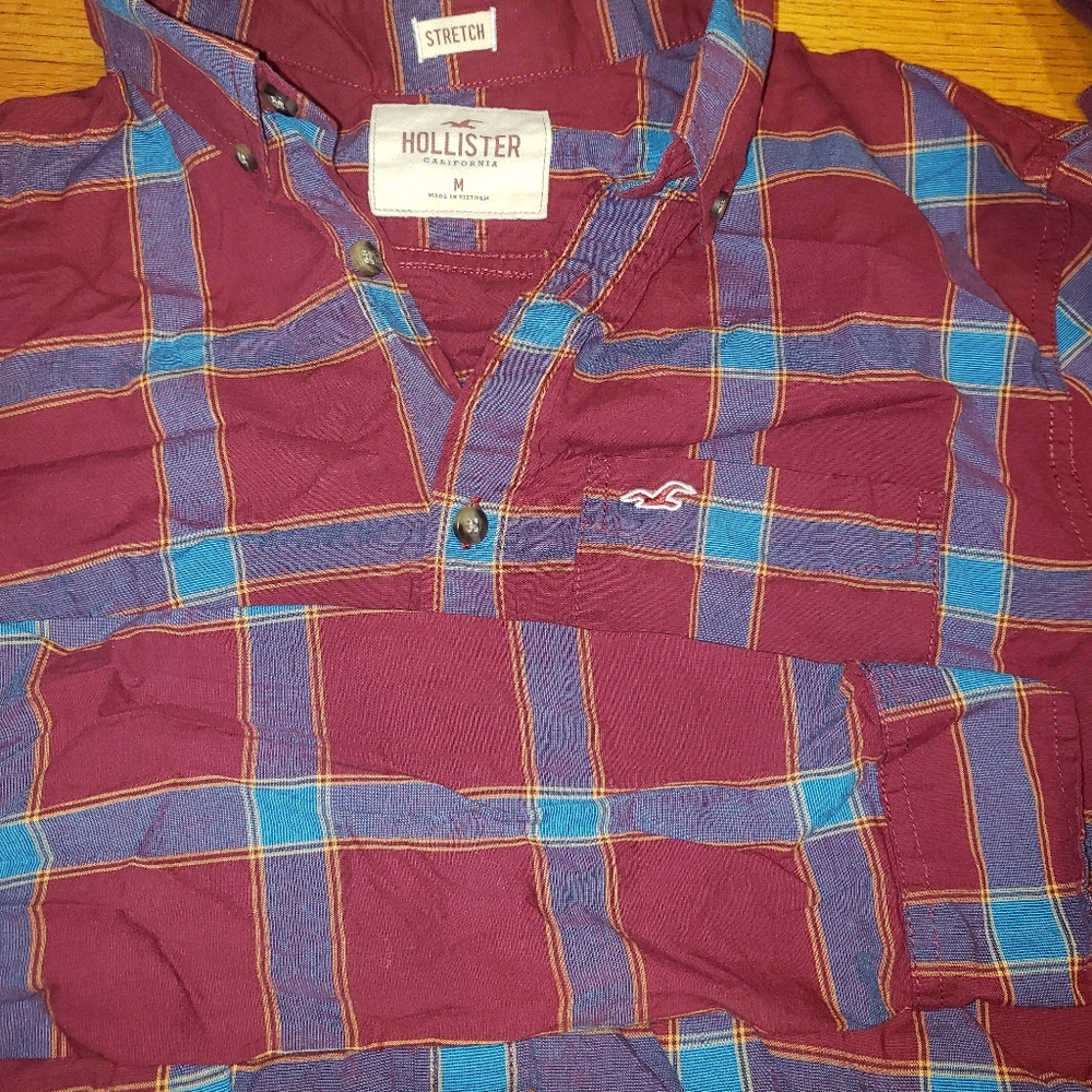 Guys plaid button down shirt